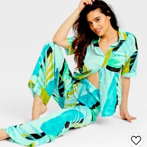 Beautiful Palm Leaf Woman’s Pajama / Outfit